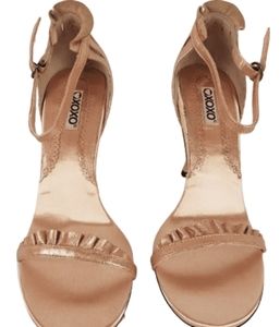 XOXO women's rose gold sandal heels size 7